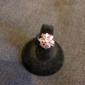Size 5 sterling silver ring w/ Pink crystal’s